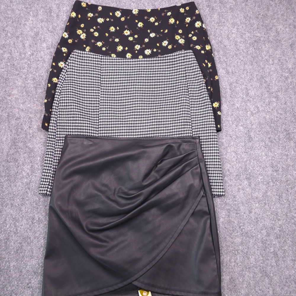 Mini Skirt Bundle 28 Waist Faux Leather Floral Houndstooth 90s Y2K Edgy Trendy